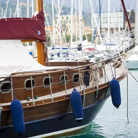 Melisa A Portofino